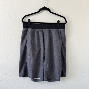 Lululemon Men's Gray Athletic Shorts Size Large